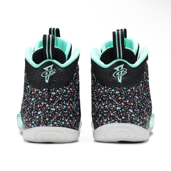 Nike Air Foamposite One Easter - Picture 3 of 13